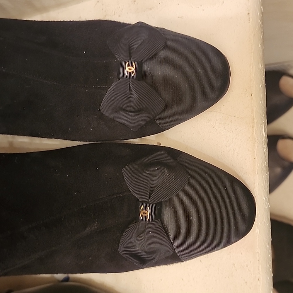 Chanel ankle boots suede size 39 1/2 - Picture 2 of 8